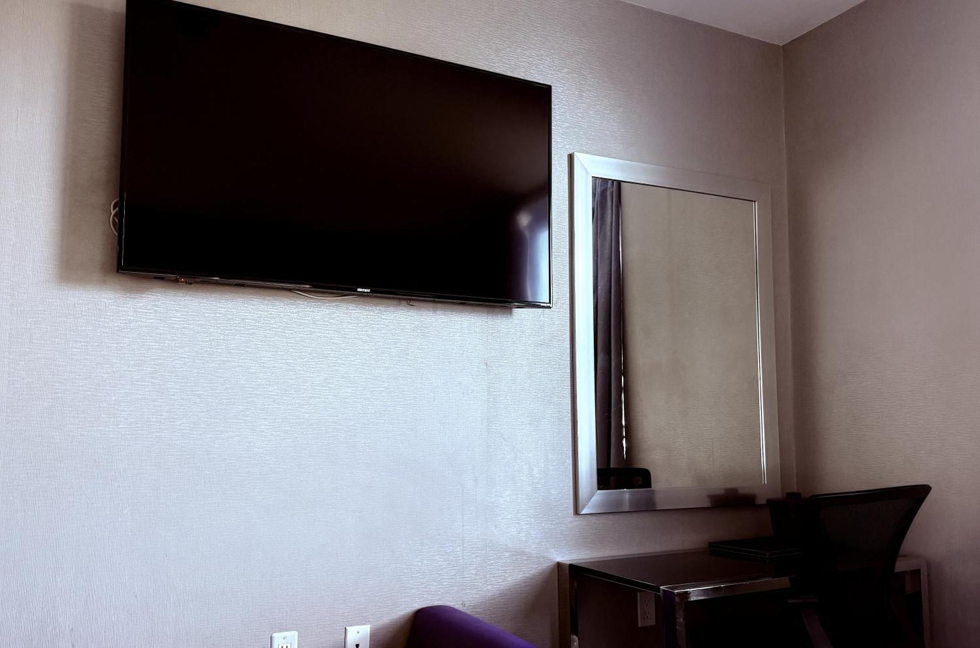 Umbrella Hotel Bronx New York Extérieur photo